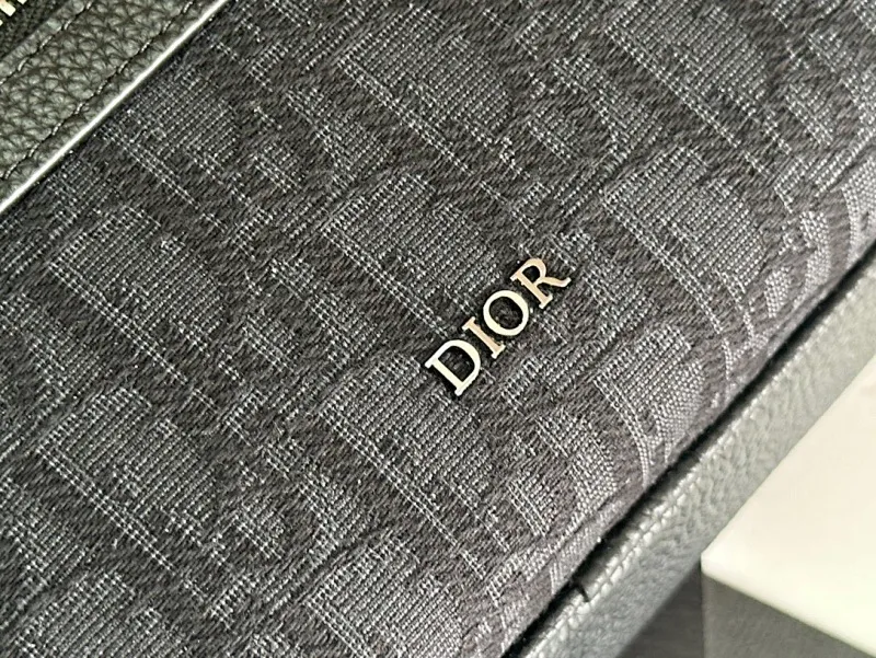 All categories 💚 Top version men’s bags 💚 DIOR 2025 official website new DIOR crossbody bag