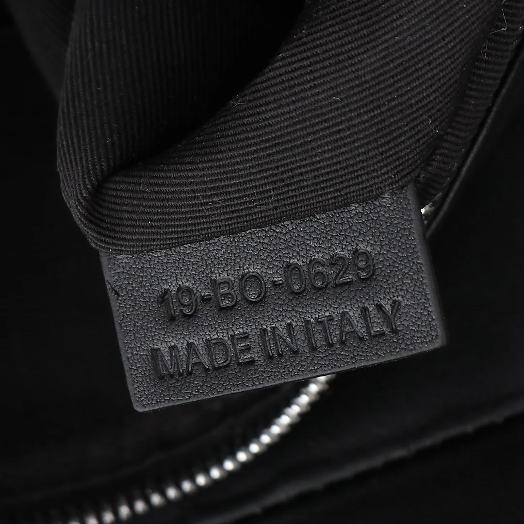 All categories 💚 Top version men’s bags 💚 DIOR 2025 official website new DIOR crossbody bag
