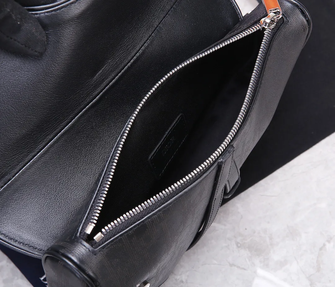 All categories 💚 Top version men’s bags 💚 DIOR 2025 official website new DIOR crossbody bag