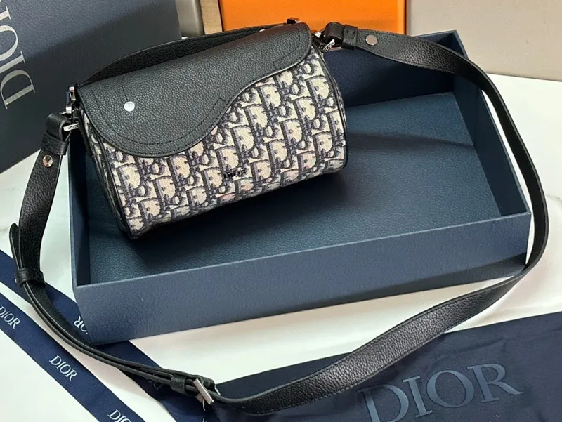 All categories 💚 Top version men’s bags 💚 DIOR 2025 official website new DIOR crossbody bag