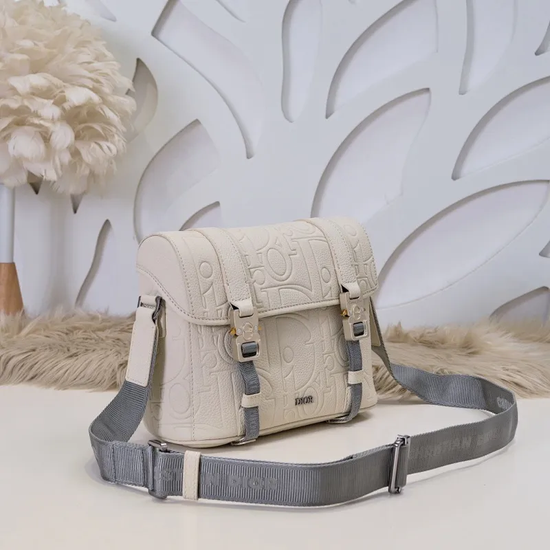 All categories 💚 Top version men’s bags 💚 DIOR 2025 official website new DIOR crossbody bag