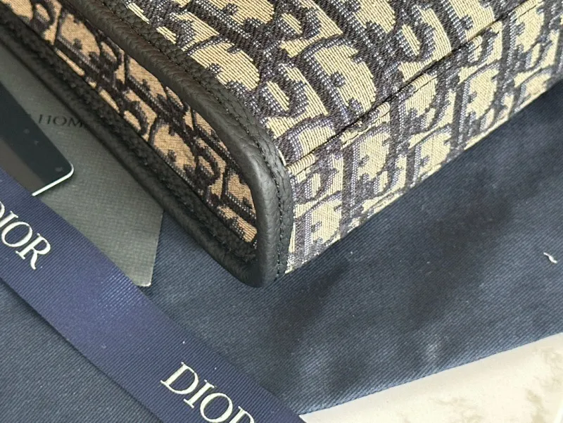 All categories 💚 Top version men’s bags 💚 DIOR 2025 official website new DIOR crossbody bag