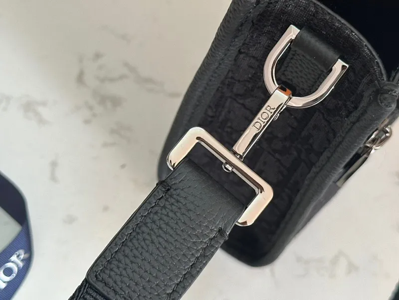 All categories 💚 Top version men’s bags 💚 DIOR 2025 official website new DIOR crossbody bag