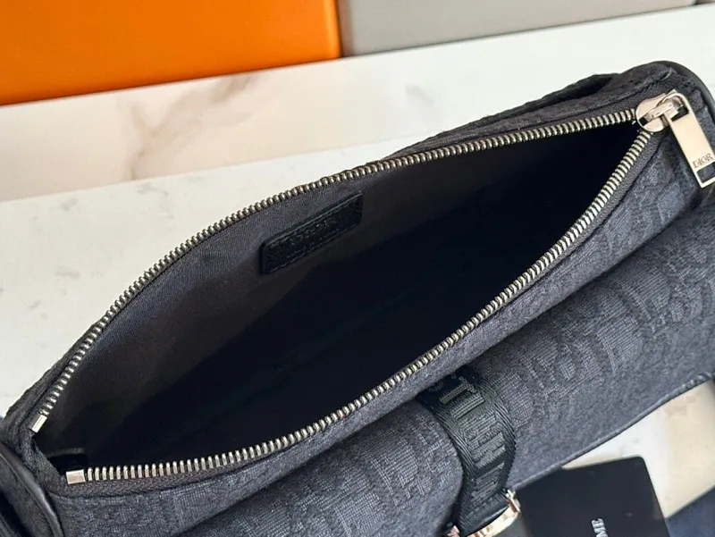 All categories 💚 Top version men’s bags 💚 DIOR 2025 official website new DIOR crossbody bag