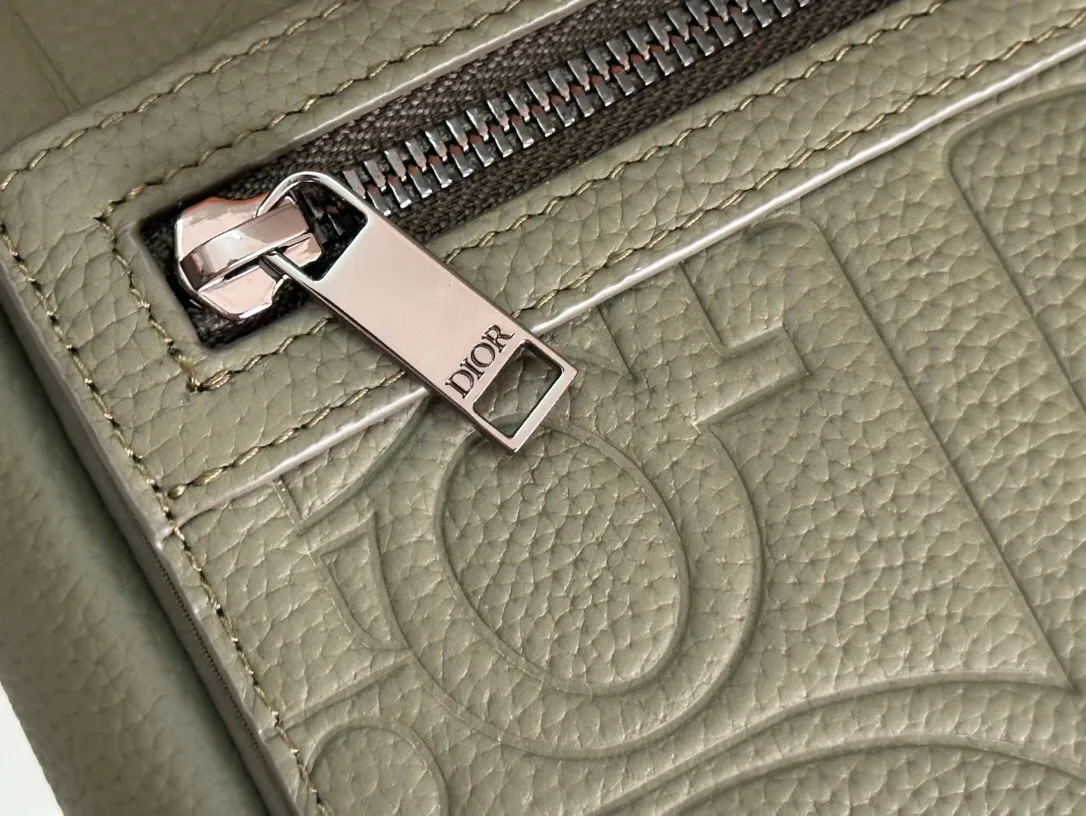 All categories 💚 Top version men’s bags 💚 DIOR 2025 official website new DIOR crossbody bag