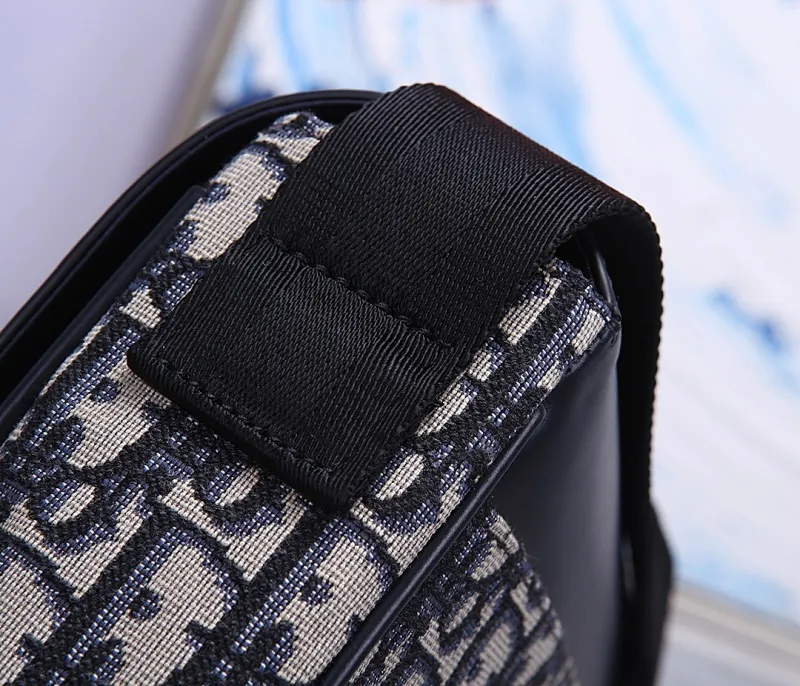 All categories 💚 Top version men’s bags 💚 DIOR 2025 official website new DIOR crossbody bag