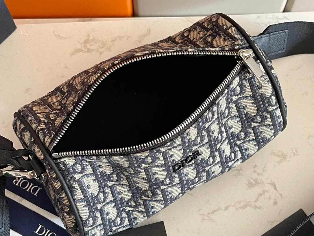 All categories 💚 Top version men’s bags 💚 DIOR 2025 official website new DIOR crossbody bag