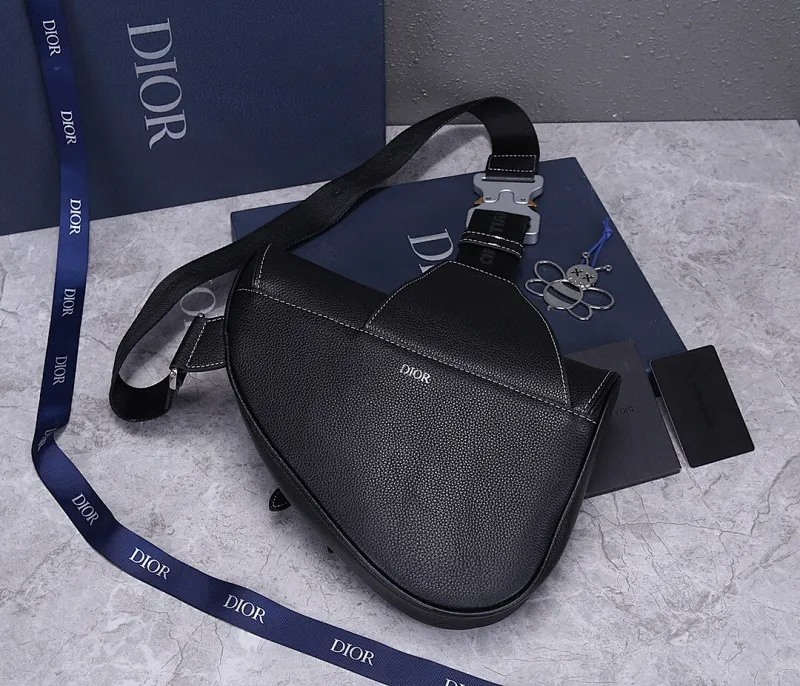 All categories 💚 Top version men’s bags 💚 DIOR 2025 official website new DIOR crossbody bag