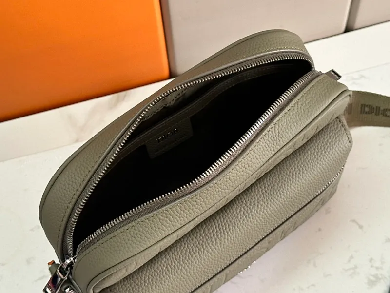 All categories 💚 Top version men’s bags 💚 DIOR 2025 official website new DIOR crossbody bag