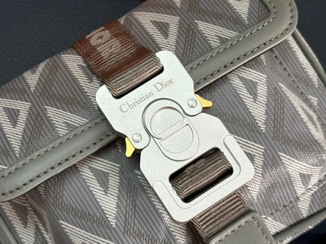 All categories 💚 Top version men’s bags 💚 DIOR 2025 official website new DIOR crossbody bag