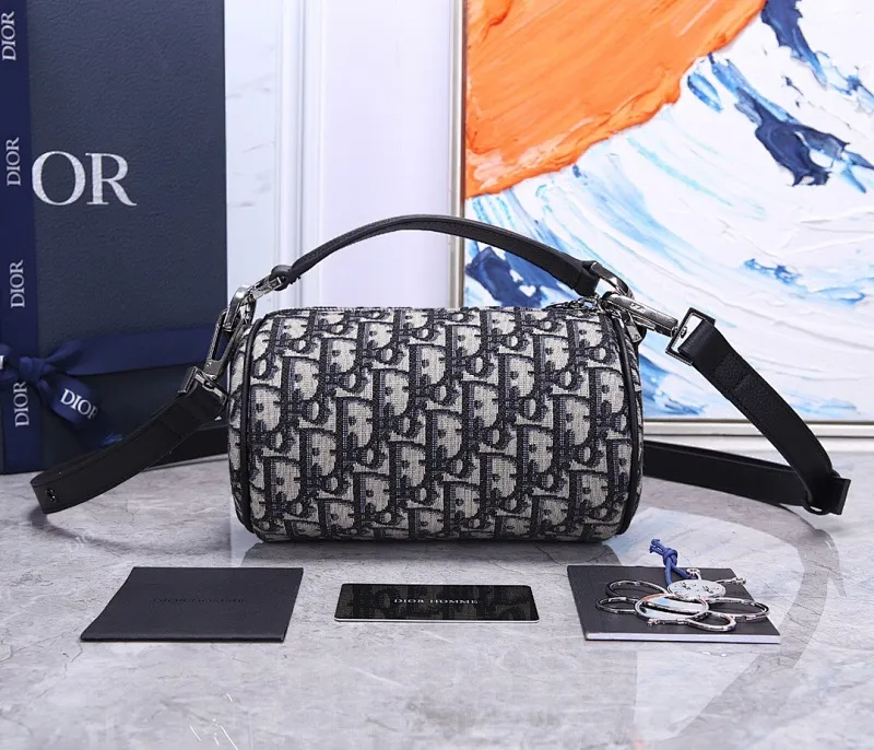 All categories 💚 Top version men’s bags 💚 DIOR 2025 official website new DIOR crossbody bag
