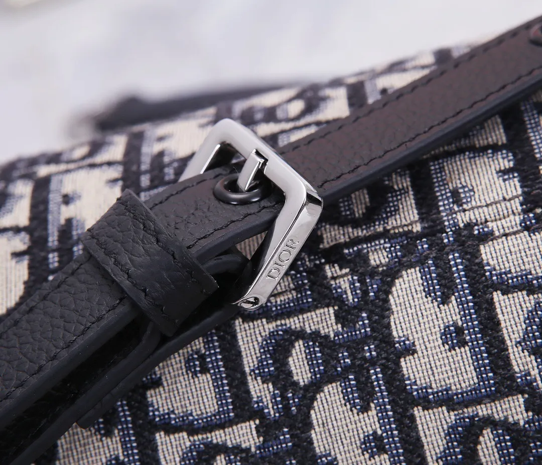All categories 💚 Top version men’s bags 💚 DIOR 2025 official website new DIOR crossbody bag