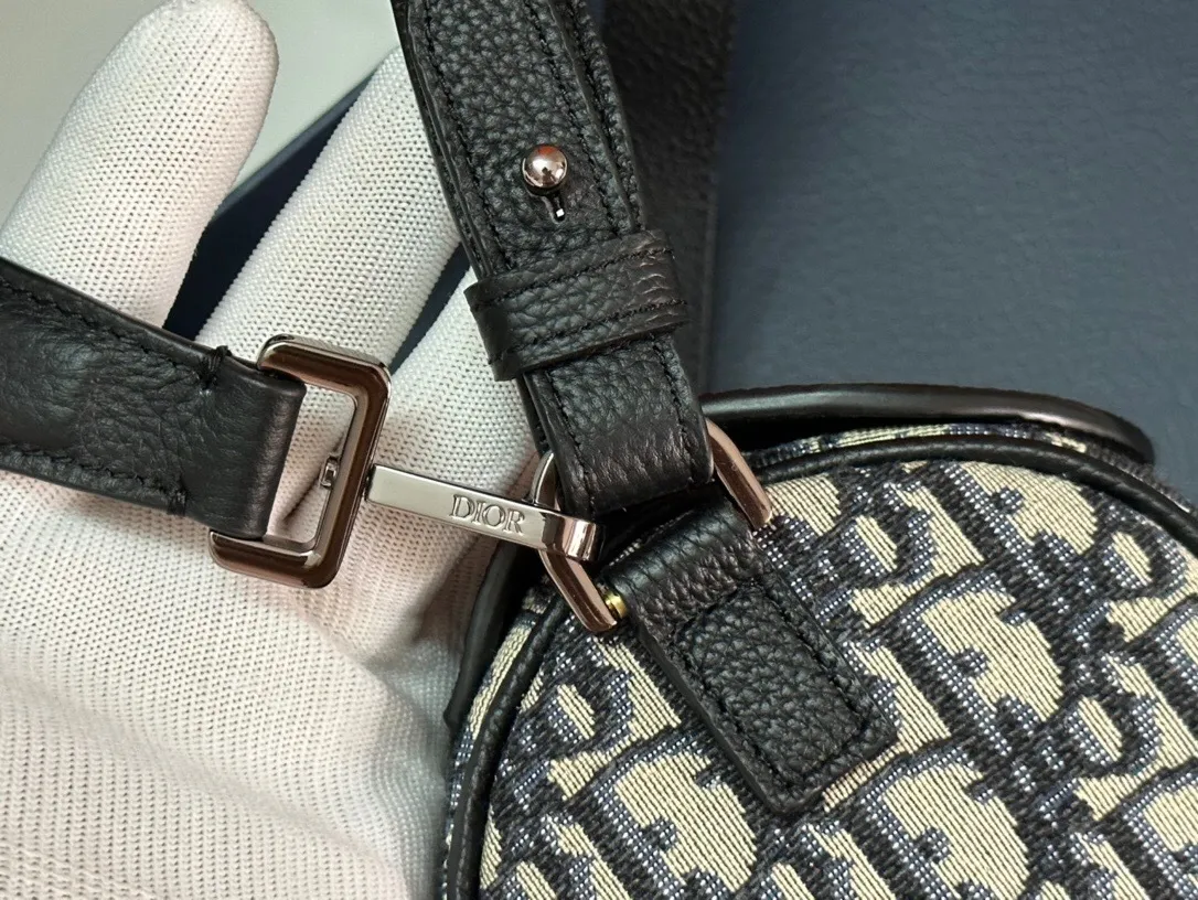 All categories 💚 Top version men’s bags 💚 DIOR 2025 official website new DIOR crossbody bag