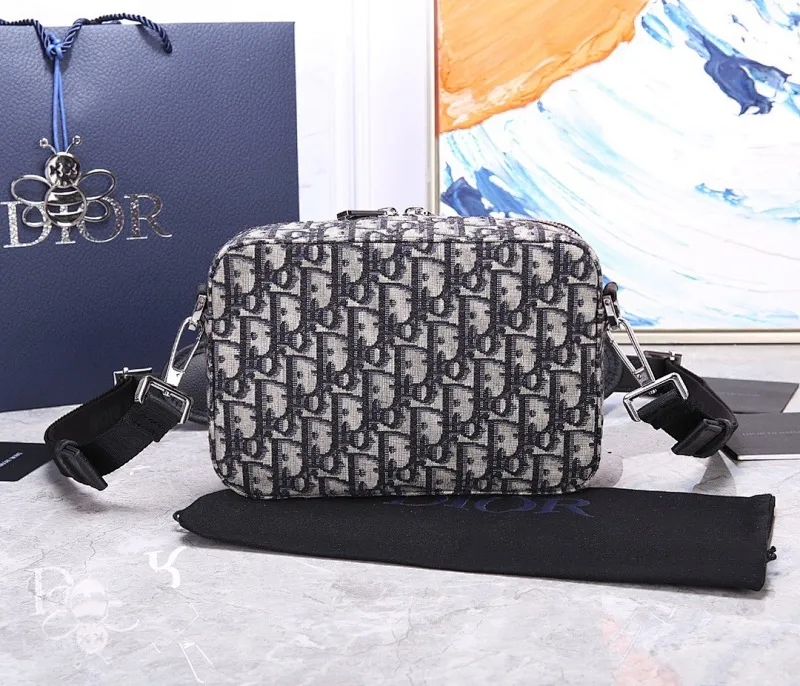 All categories 💚 Top version men’s bags 💚 DIOR 2025 official website new DIOR crossbody bag
