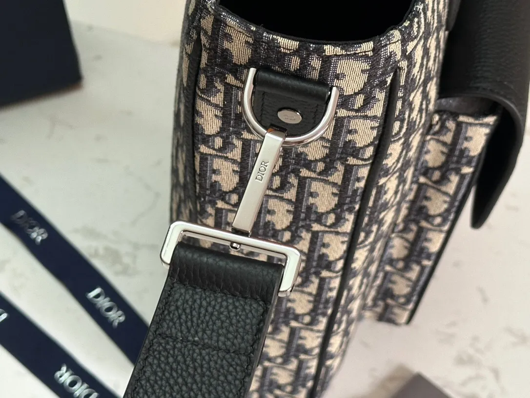 All categories 💚 Top version men’s bags 💚 DIOR 2025 official website new DIOR handbag