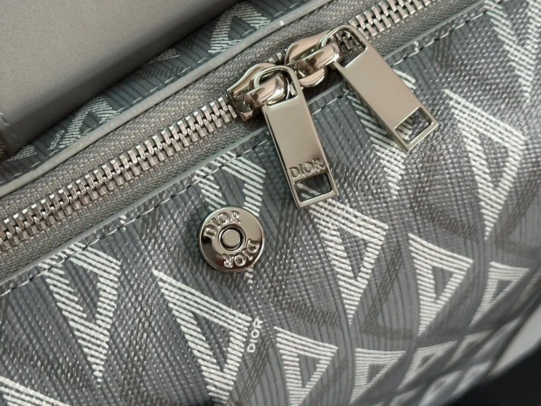 All categories 💚 Top version men’s bags 💚 DIOR 2025 official website new DIOR briefcase