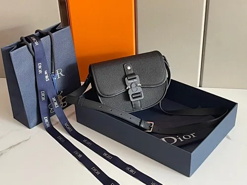 All categories 💚 Top version men’s bags 💚 DIOR 2025 official website new DIOR crossbody bag
