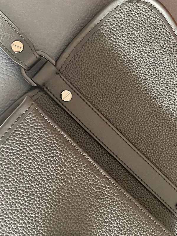 All categories 💚 Top version men’s bags 💚 DIOR 2025 official website new DIOR crossbody bag