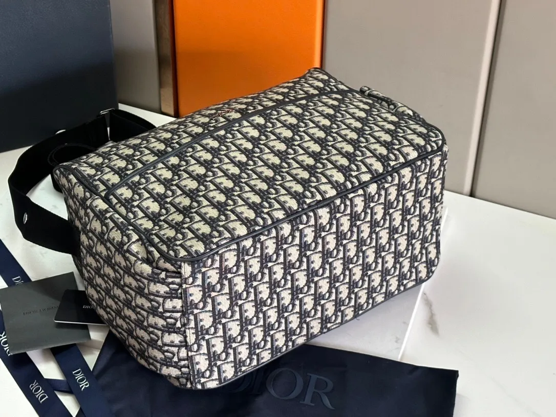 All categories 💚 Top version men’s bags 💚 DIOR 2025 official website new DIOR mother and baby bag