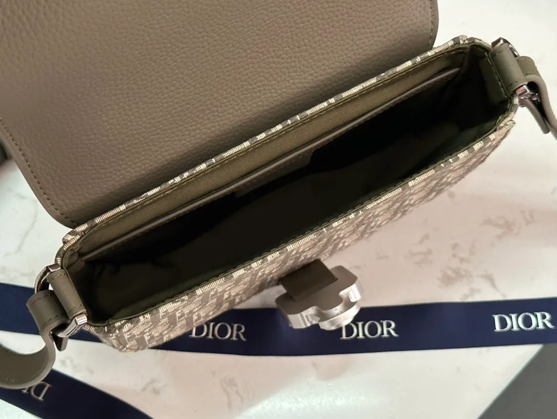 All categories 💚 Top version men’s bags 💚 DIOR 2025 official website new DIOR crossbody bag