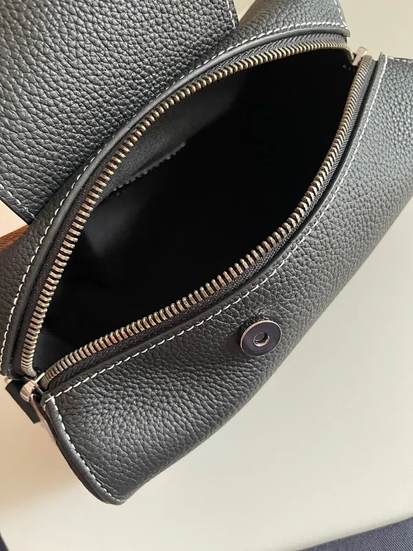 All categories 💚 Top version men’s bags 💚 DIOR 2025 official website new DIOR crossbody bag