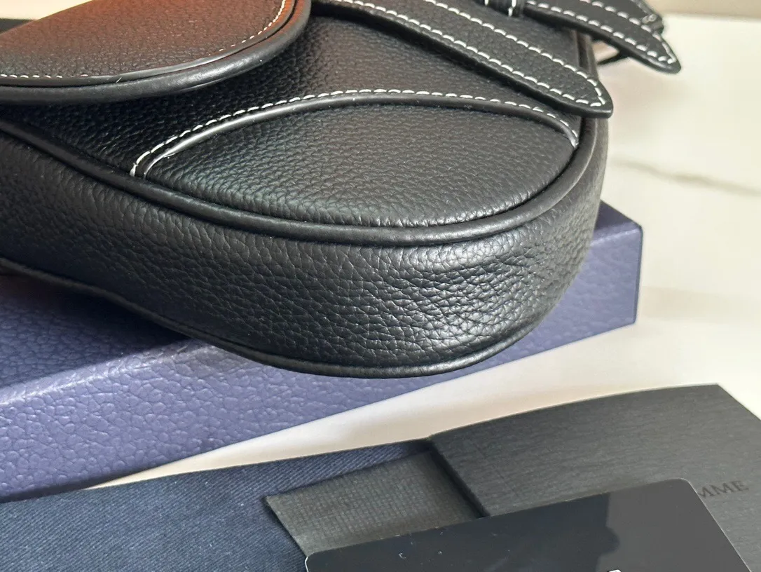 All categories 💚 Top version men’s bags 💚 DIOR 2025 official website new DIOR crossbody bag