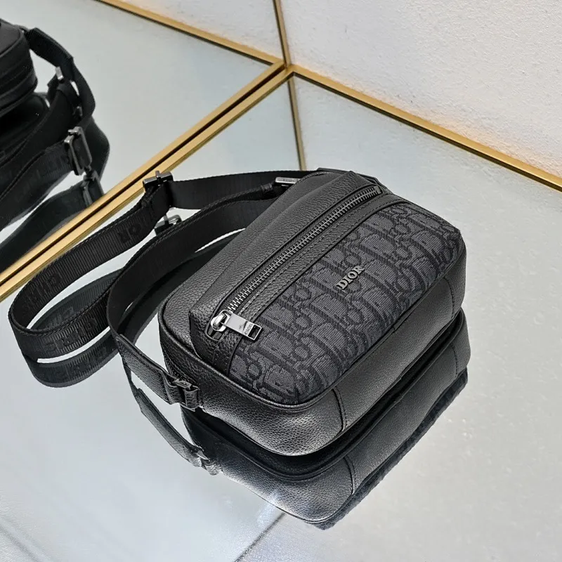 All categories 💚 Top version men’s bags 💚 DIOR 2025 official website new DIOR crossbody bag