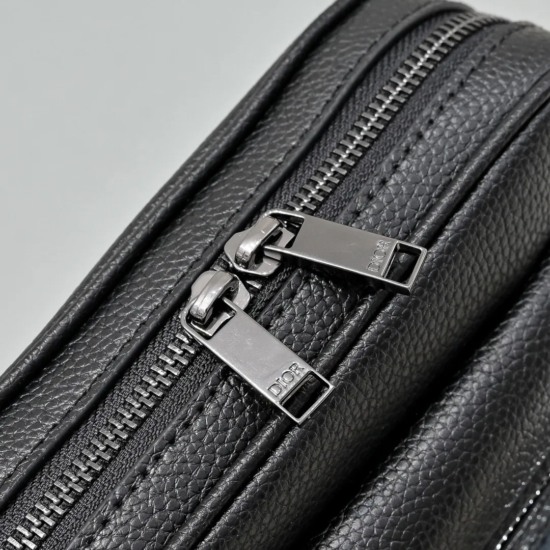 All categories 💚 Top version men’s bags 💚 DIOR 2025 official website new DIOR crossbody bag