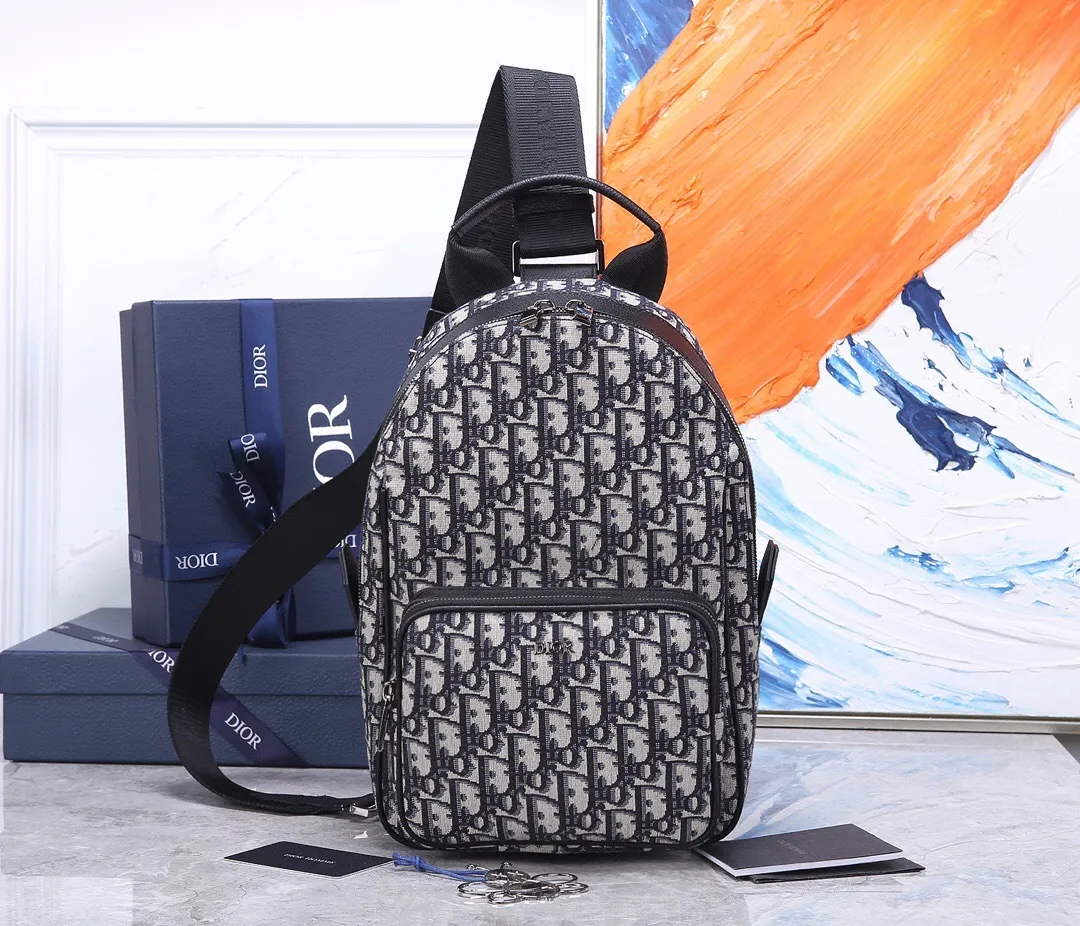 All categories 💚 Top version men’s bags 💚 DIOR 2025 official website new DIOR crossbody bag