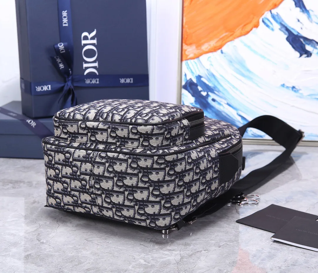 All categories 💚 Top version men’s bags 💚 DIOR 2025 official website new DIOR crossbody bag