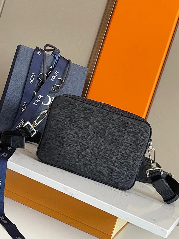 All categories 💚 Top version men’s bags 💚 DIOR 2025 official website new DIOR crossbody bag