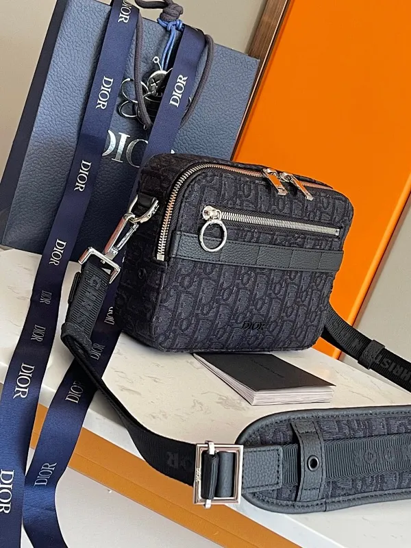 All categories 💚 Top version men’s bags 💚 DIOR 2025 official website new DIOR crossbody bag