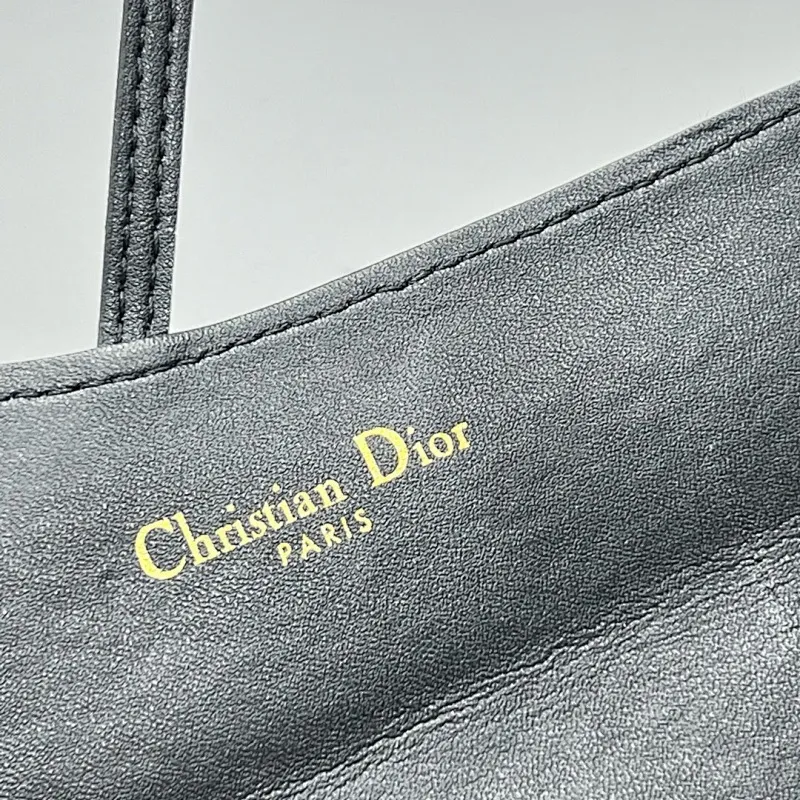 All Categories Official Website "Brand Women's Bags" Women's Bags 💙 DIOR 2025 New DIOR Crossbody Bag