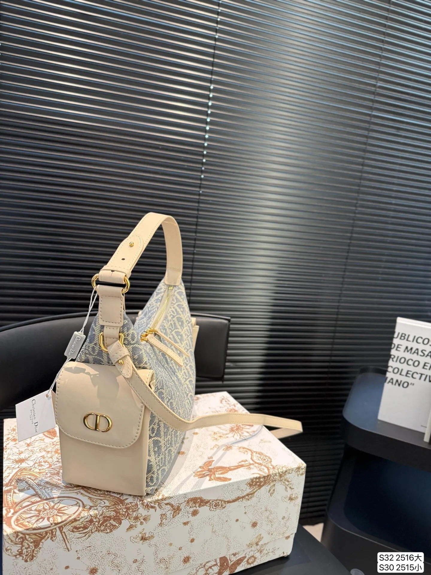 All categories Official website "Brand Women's Bags" Women's Bags 💙 DIOR 2025 new DIOR armpit bag