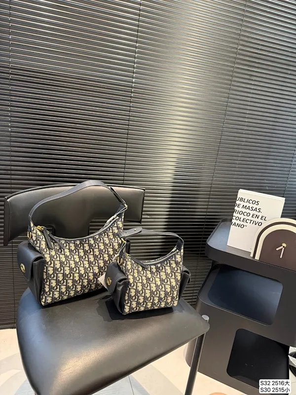 All categories Official website "Brand Women's Bags" Women's Bags 💙 DIOR 2025 new DIOR armpit bag