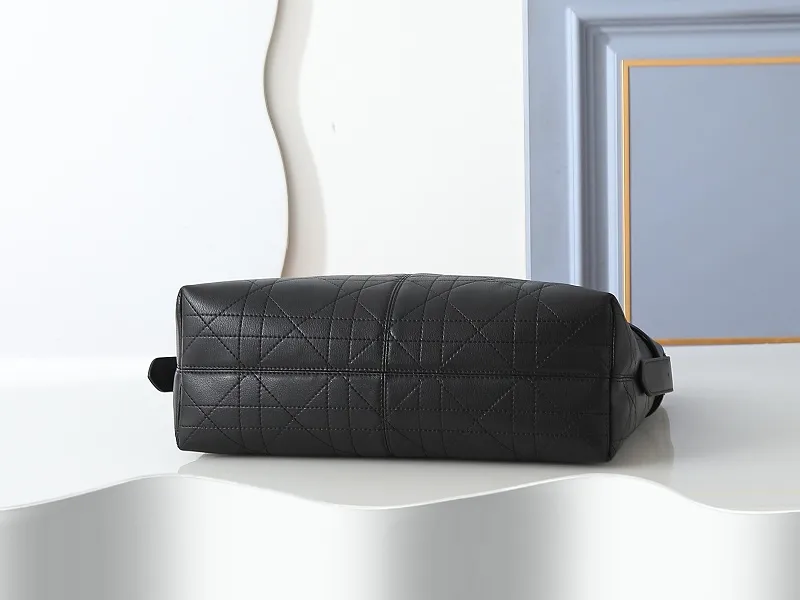All Categories Official Website "Brand Women's Bags" Women's Bags 💙 DIOR 2026 New DIOR Armpit Crossbody Bag