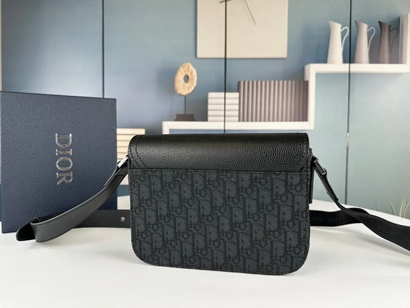 All Categories Official Website "Brand Women's Bags" Women's Bags 💙 DIOR 2025 New DIOR Crossbody Bag