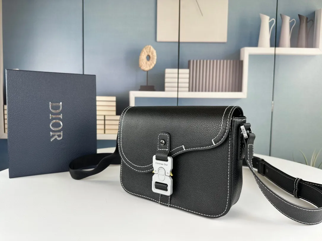 All Categories Official Website "Brand Women's Bags" Women's Bags 💙 DIOR 2025 New DIOR Crossbody Bag
