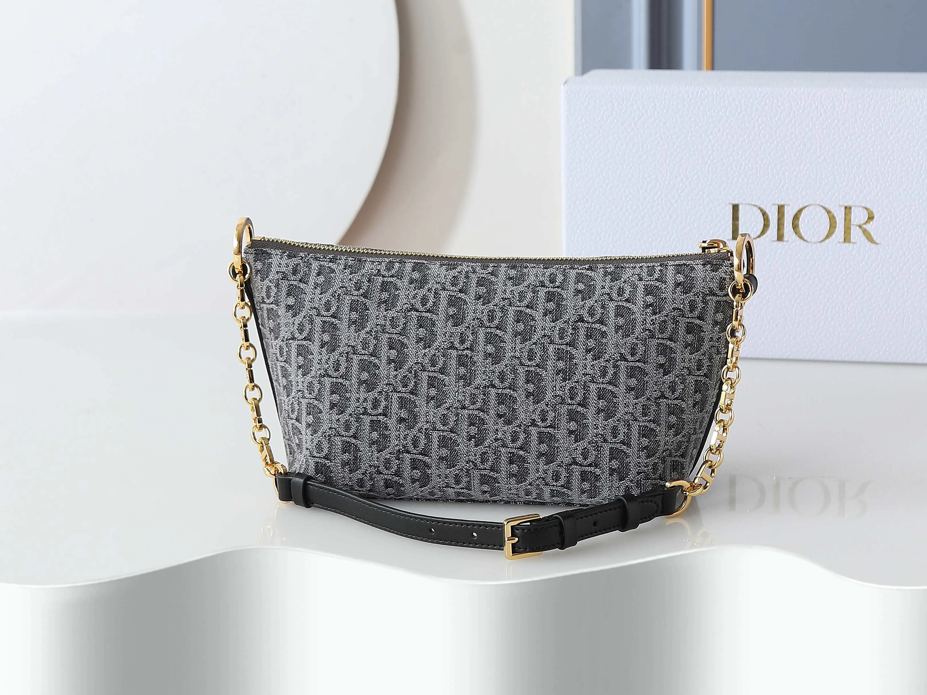 All Categories Official Website "Brand Women's Bags" Women's Bags 💙 DIOR 2026 New DIOR Crossbody Bag