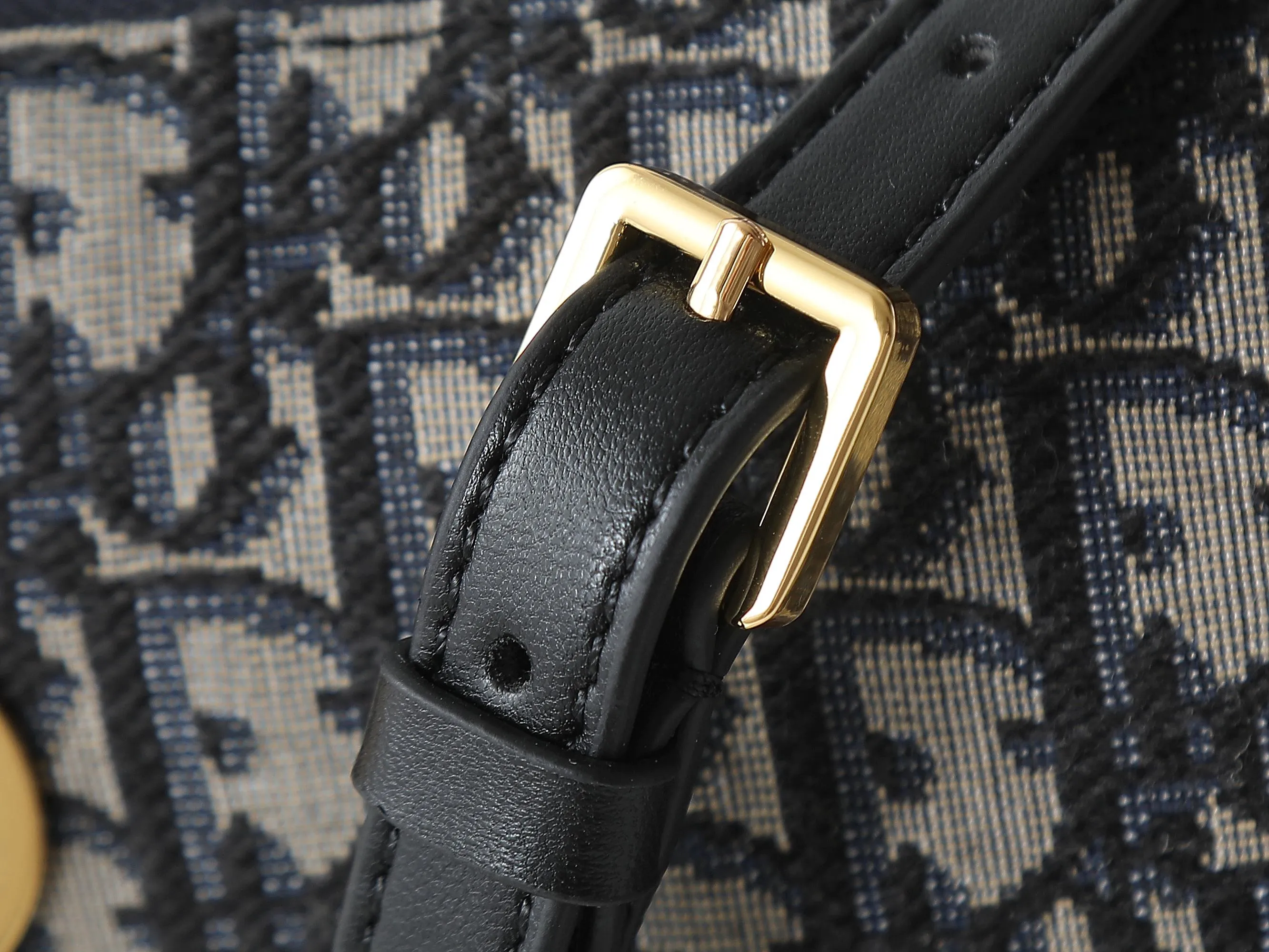 All Categories Official Website "Brand Women's Bags" Women's Bags 💙 DIOR 2026 New DIOR Crossbody Bag