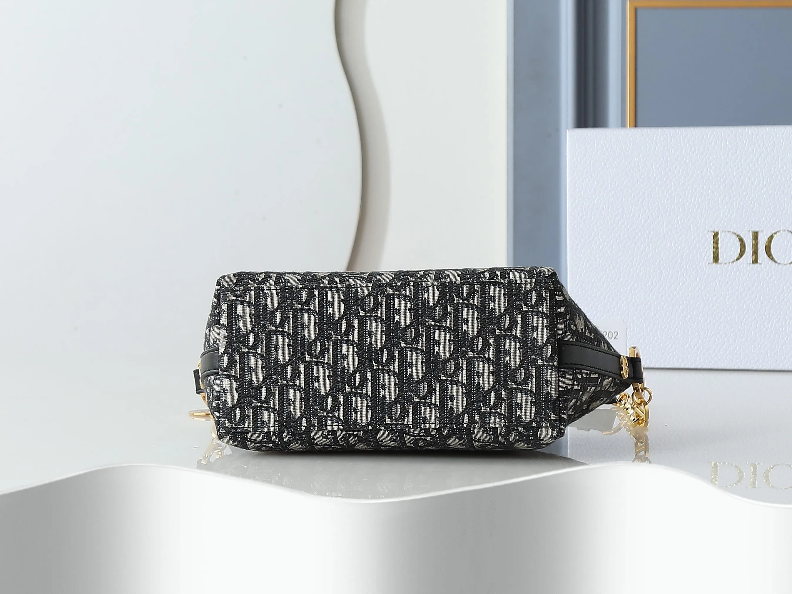 All Categories Official Website "Brand Women's Bags" Women's Bags 💙 DIOR 2026 New DIOR Crossbody Bag