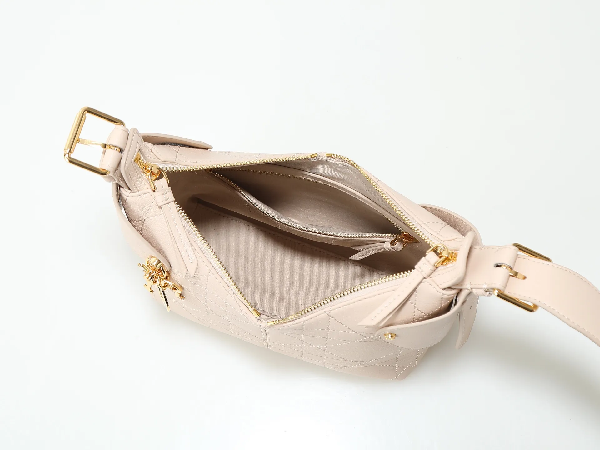 All Categories Official Website "Brand Women's Bags" Women's Bags 💙 DIOR 2026 New DIOR Armpit Crossbody Bag