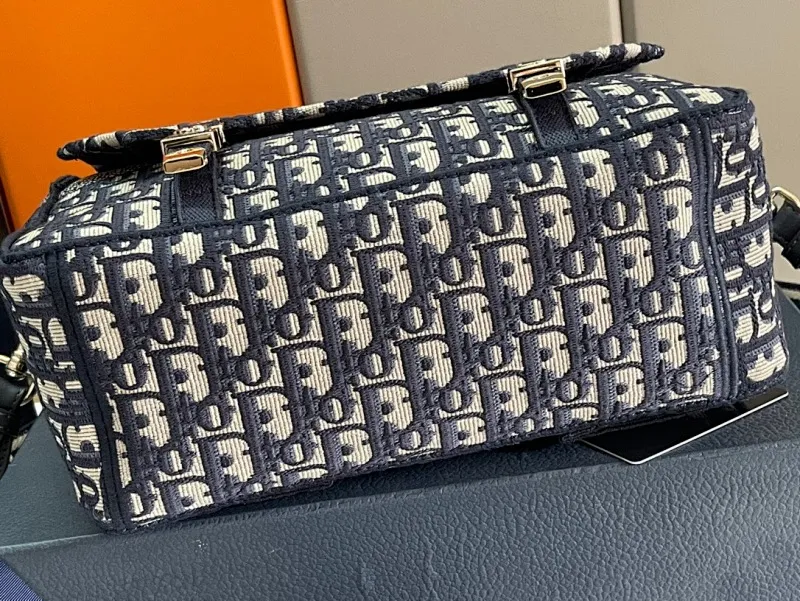 All Categories Official Website "Brand Women's Bags" Women's Bags 💙 DIOR 2025 New DIOR Crossbody Bag