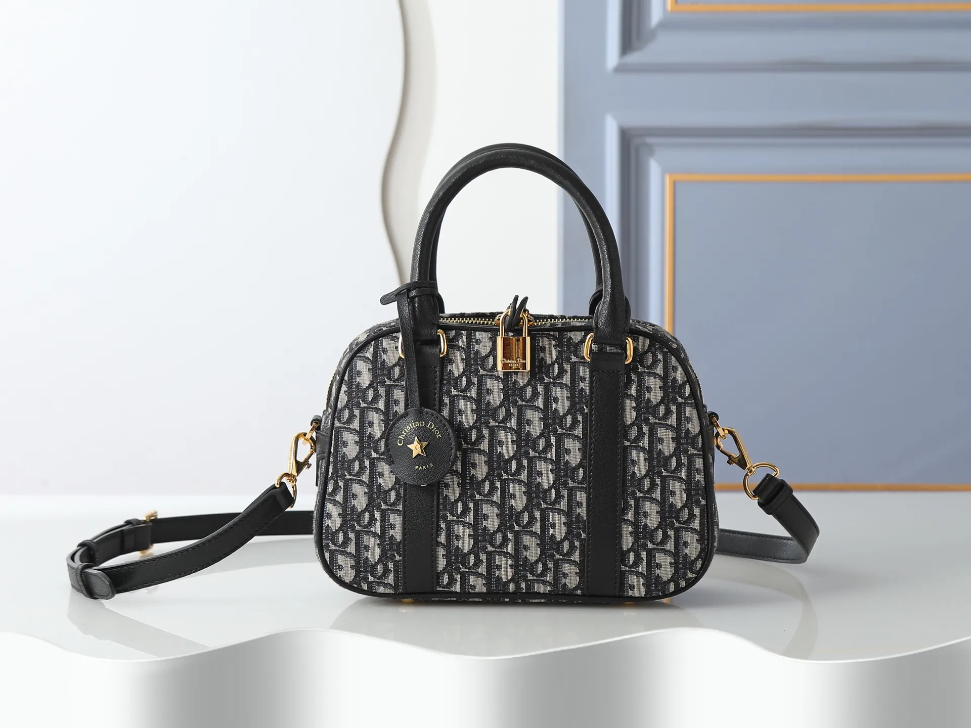 All Categories Official Website "Brand Women's Bags" Women's Bags 💙 DIOR 2026 New DIOR Crossbody Bag