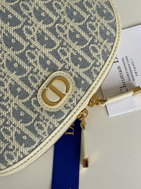 All Categories Official Website "Brand Women's Bags" Women's Bags 💙 DIOR 2025 New Dior Cosmetic Bag