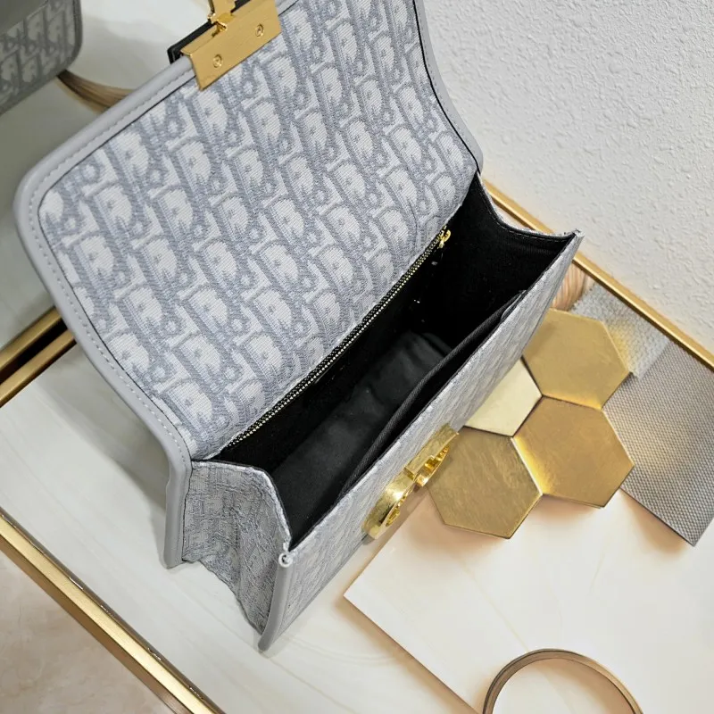All Categories Official Website "Brand Women's Bags" Women's Bags 💙 DIOR 2025 New DIOR Crossbody Bag