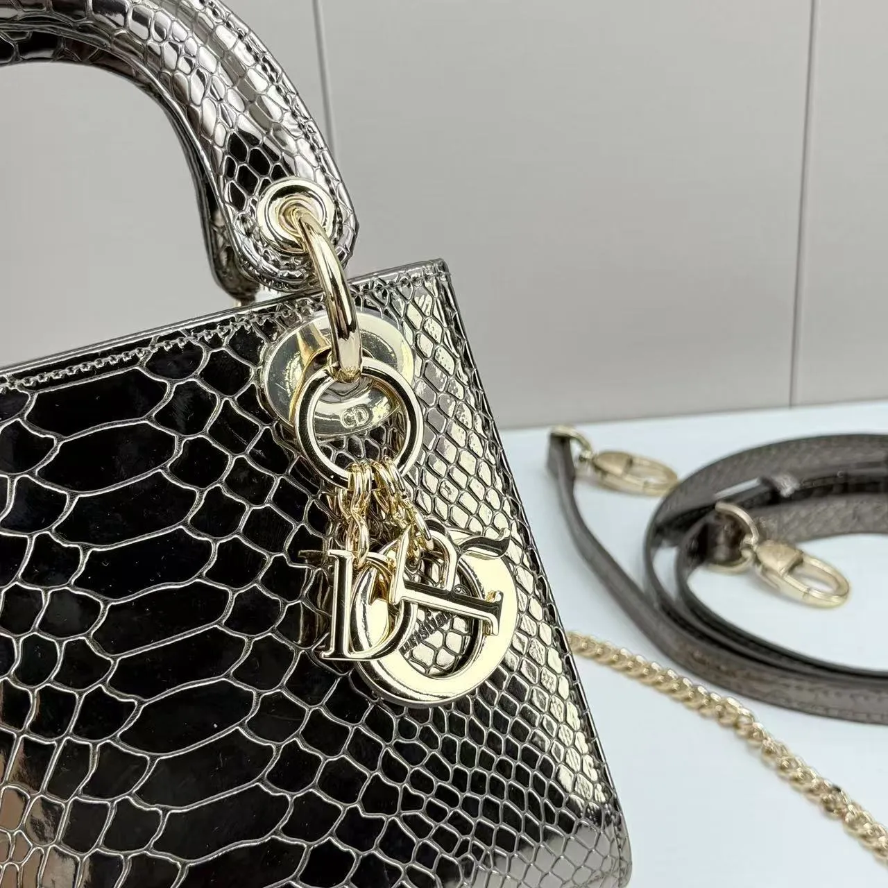 All Categories Official Website "Brand Women's Bags" Women's Bags 💙 DIOR 2026 New DIOR Crossbody Bag