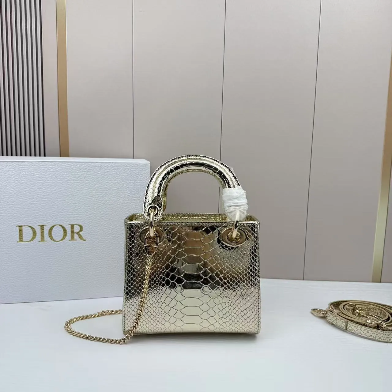 All Categories Official Website "Brand Women's Bags" Women's Bags 💙 DIOR 2026 New DIOR Crossbody Bag