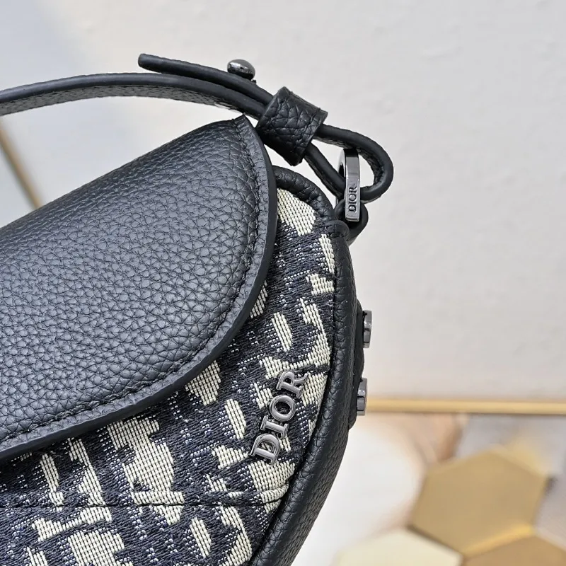All Categories Official Website "Brand Women's Bags" Women's Bags 💙 DIOR 2025 New DIOR Crossbody Bag