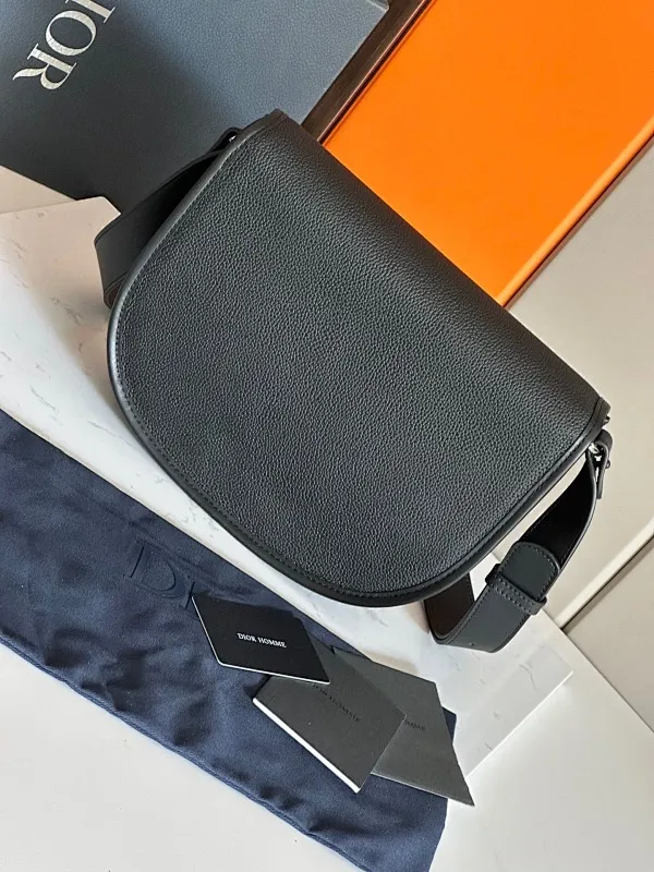 All Categories Official Website "Brand Women's Bags" Women's Bags 💙 DIOR 2025 New DIOR Crossbody Bag